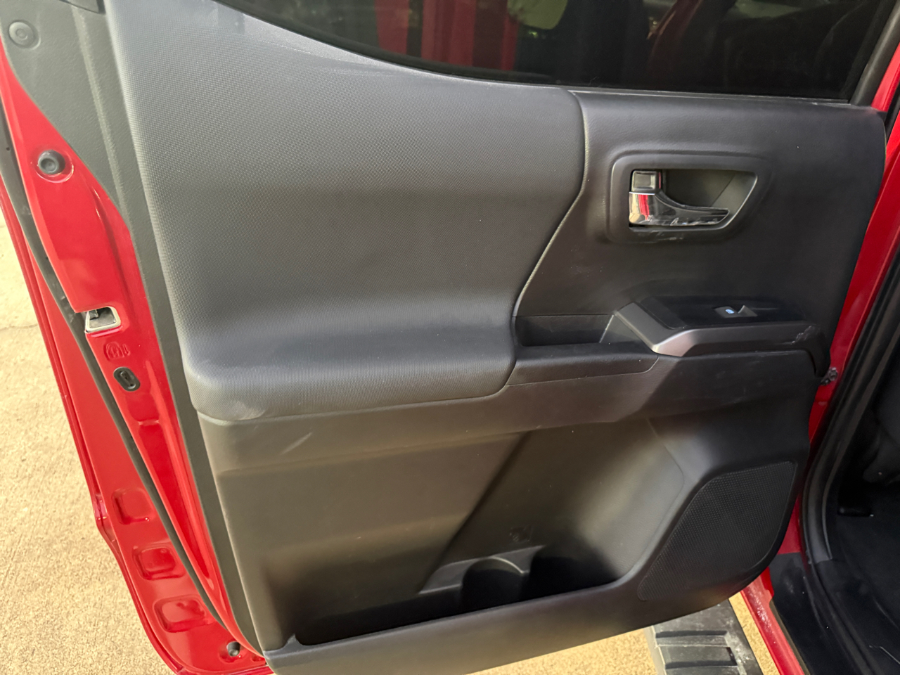 Toyota Tacoma TRD Off Road Double Cab 5' Bed V6 4x4 AT (Natl) 2023