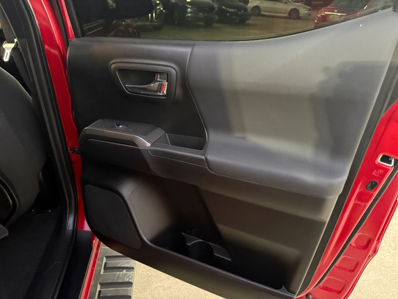 Toyota Tacoma TRD Off Road Double Cab 5' Bed V6 4x4 AT (Natl) 2023