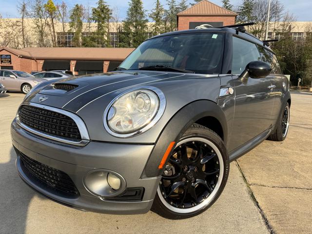 Gray 2010 MINI Cooper Clubman S FWD Wagon Front-Wheel Drive Automatic