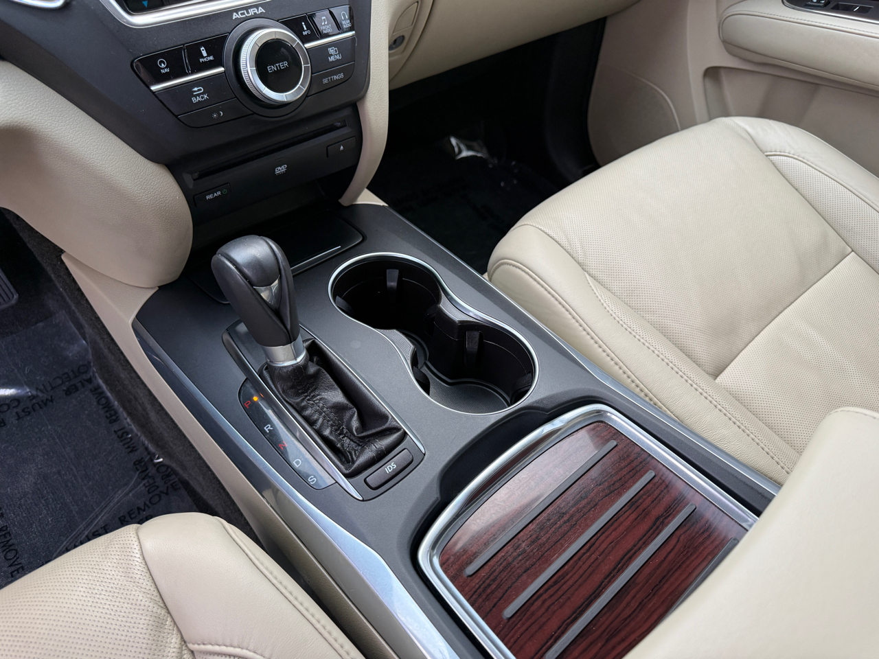 Acura MDX SH-AWD 6-Spd AT w/Advance Package 2014