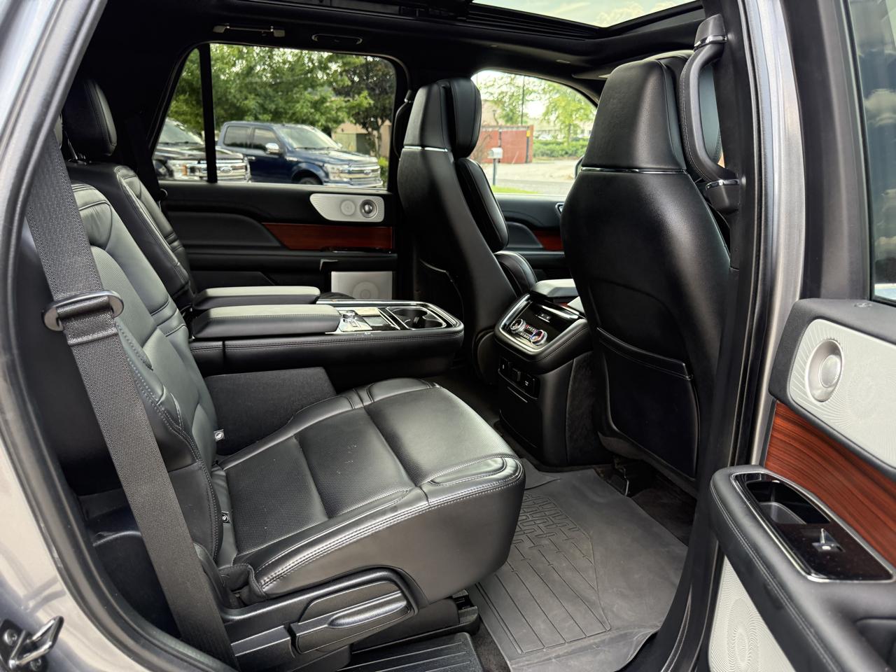 Lincoln Navigator Reserve 2WD 2021