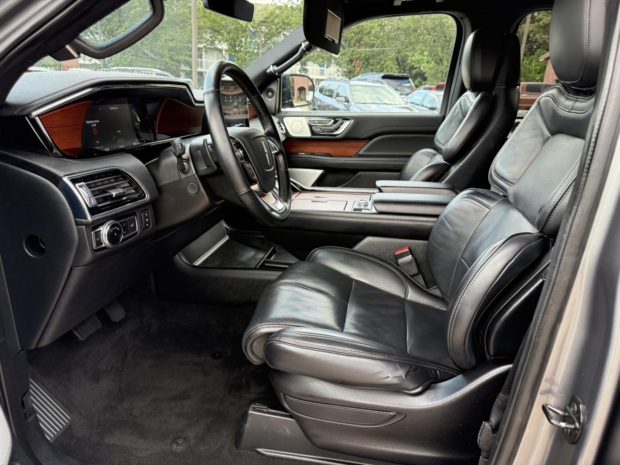 Lincoln Navigator Reserve 2WD 2021