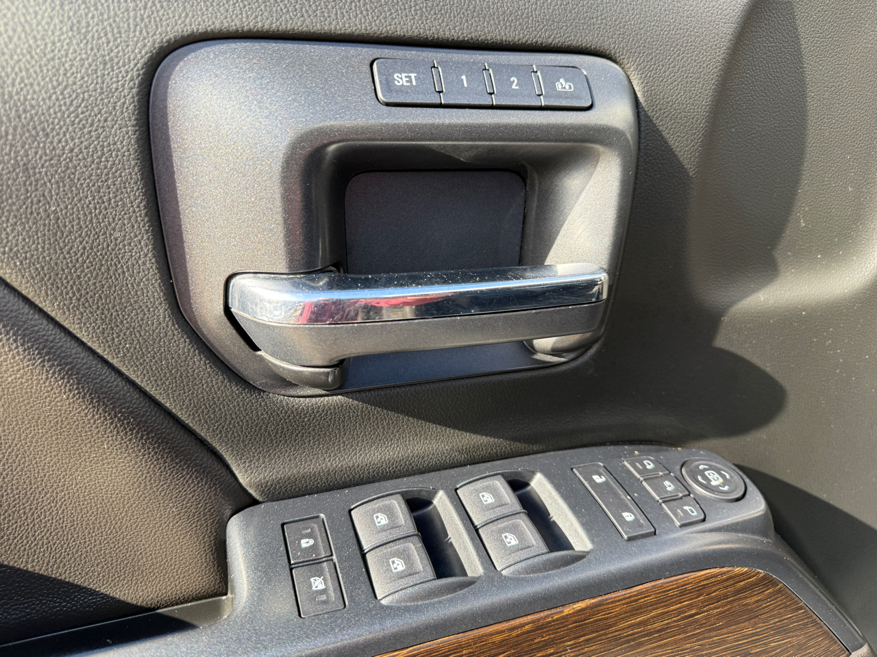 GMC Sierra 2500HD Denali Crew Cab 4WD 2019