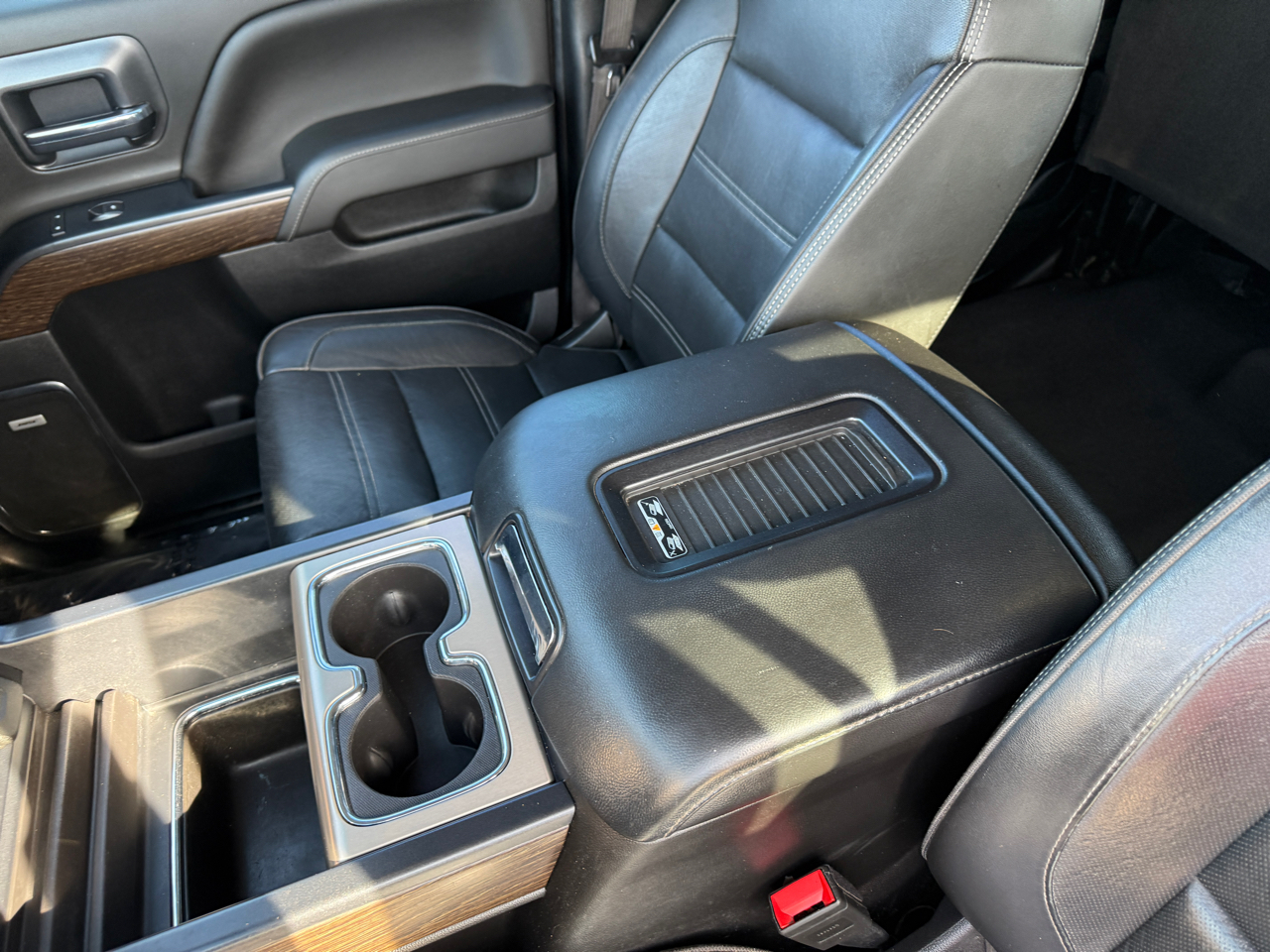 GMC Sierra 2500HD Denali Crew Cab 4WD 2019