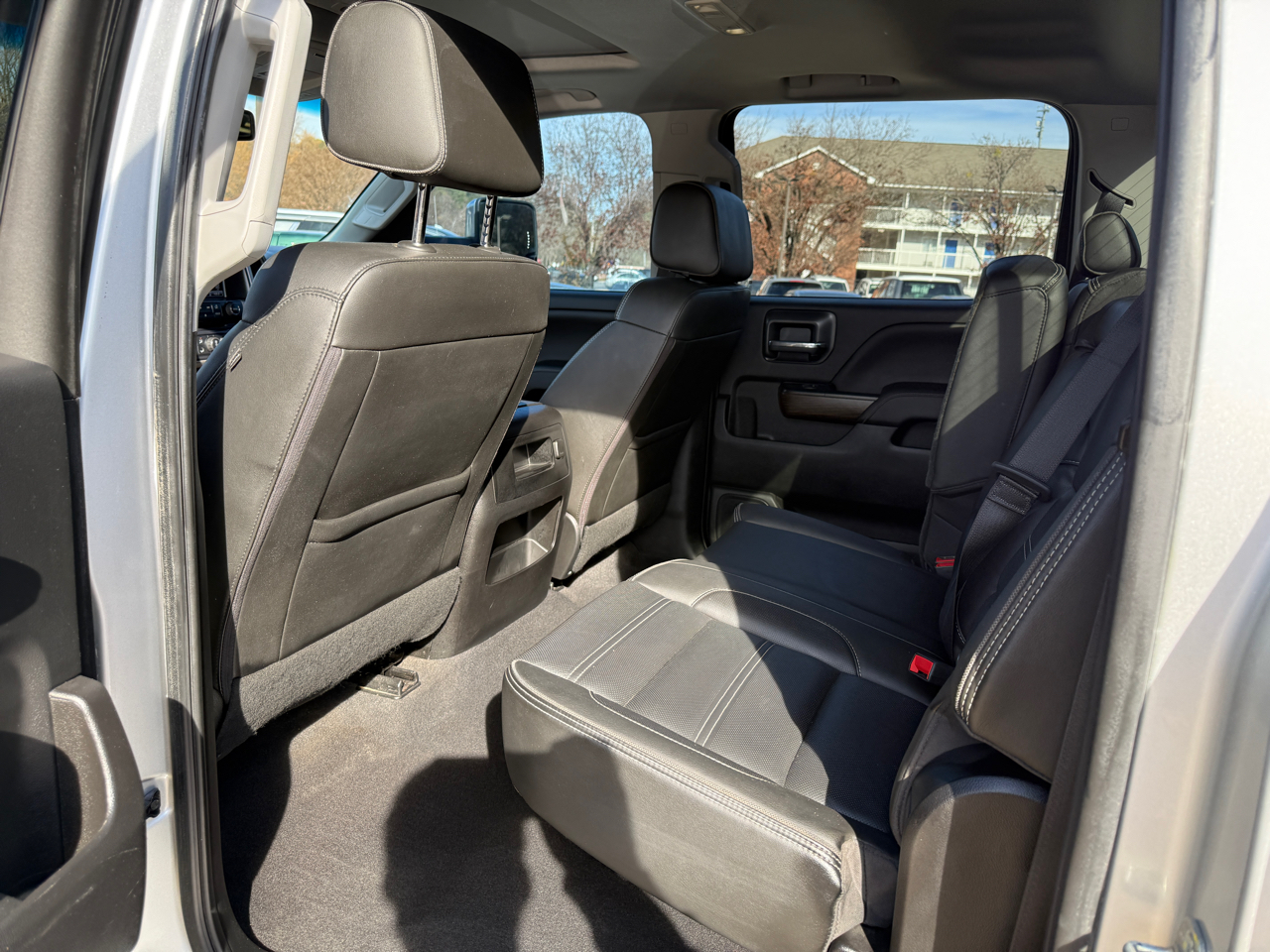 GMC Sierra 2500HD Denali Crew Cab 4WD 2019