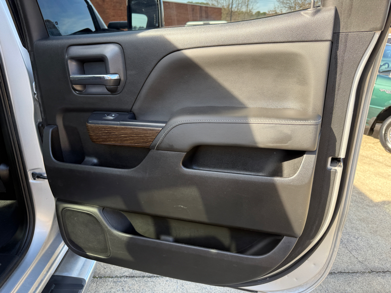 GMC Sierra 2500HD Denali Crew Cab 4WD 2019