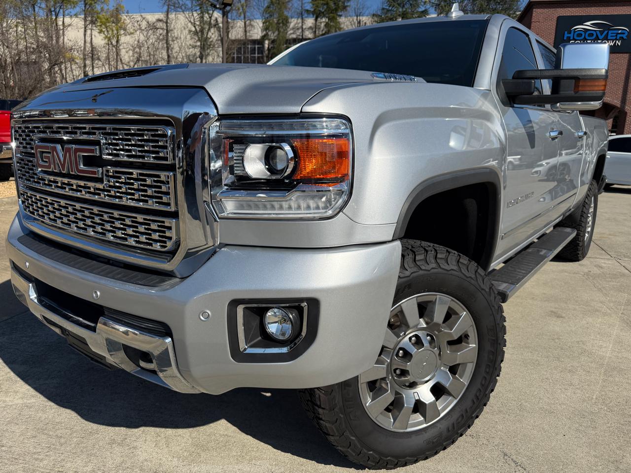 2019 GMC Sierra 2500HD Denali Crew Cab 4WD