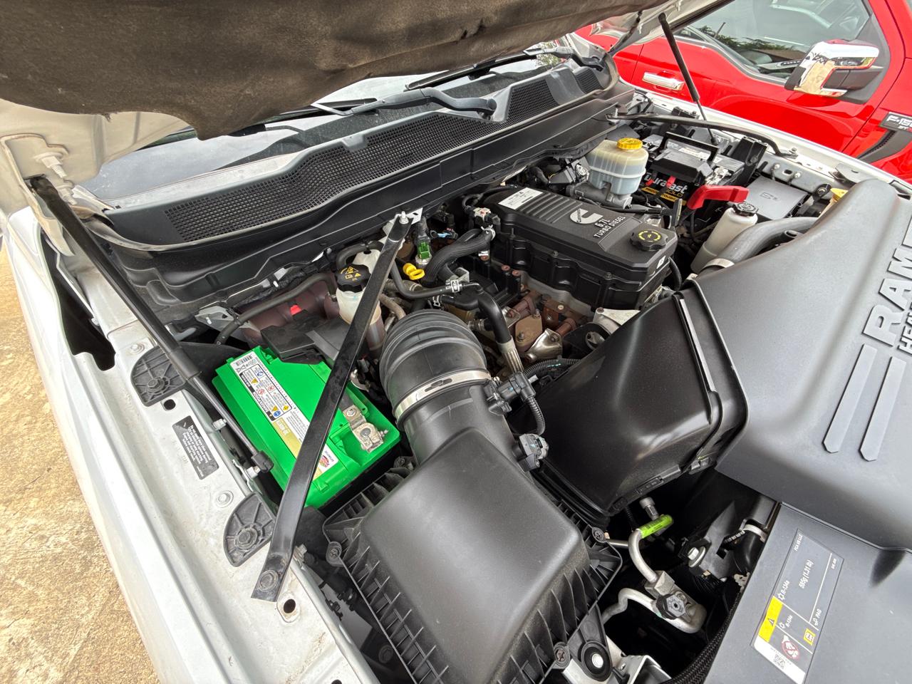 RAM 3500 Limited Mega Cab 4WD DRW 2019
