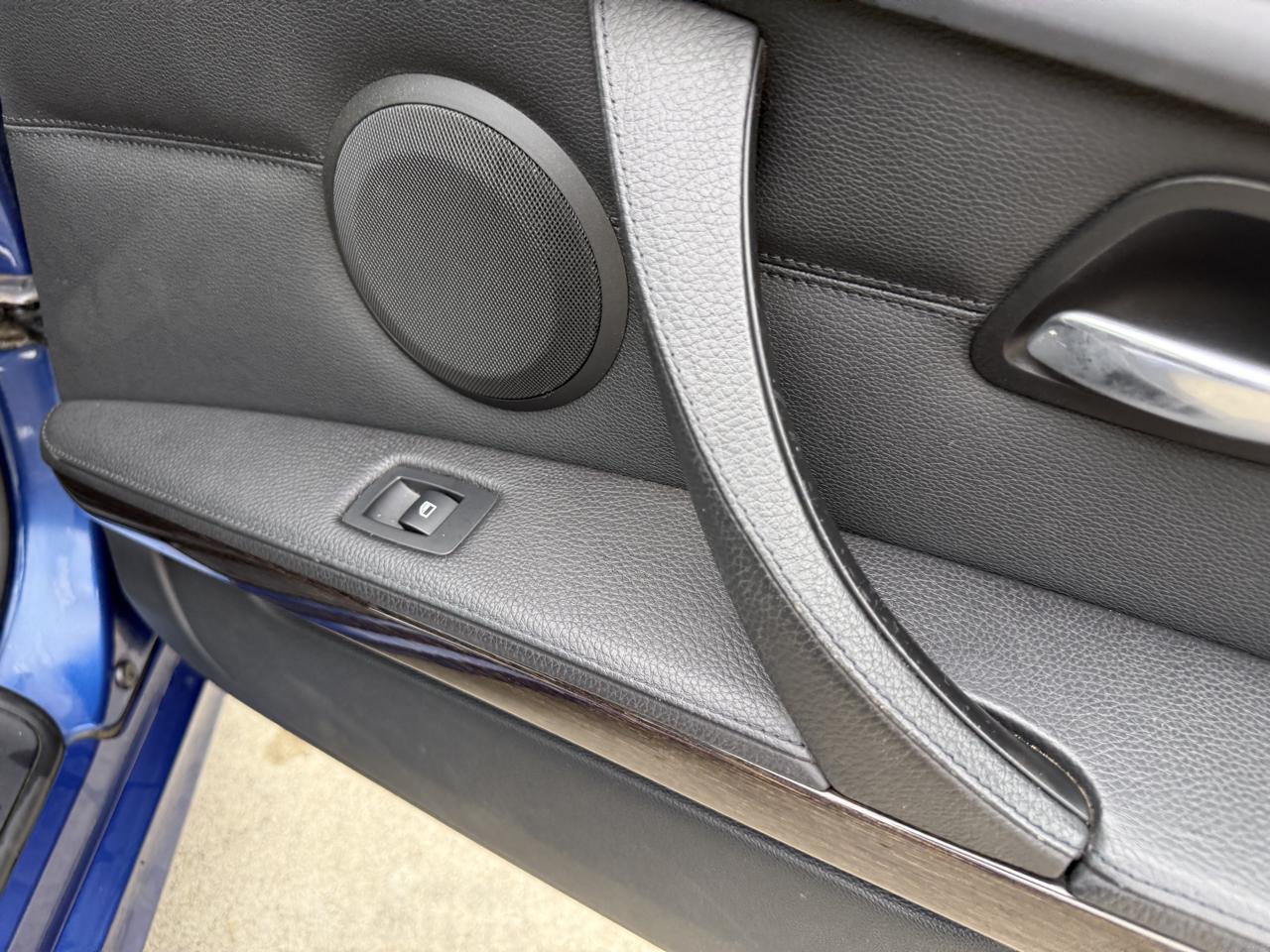 BMW 3-Series 335i Convertible 2011