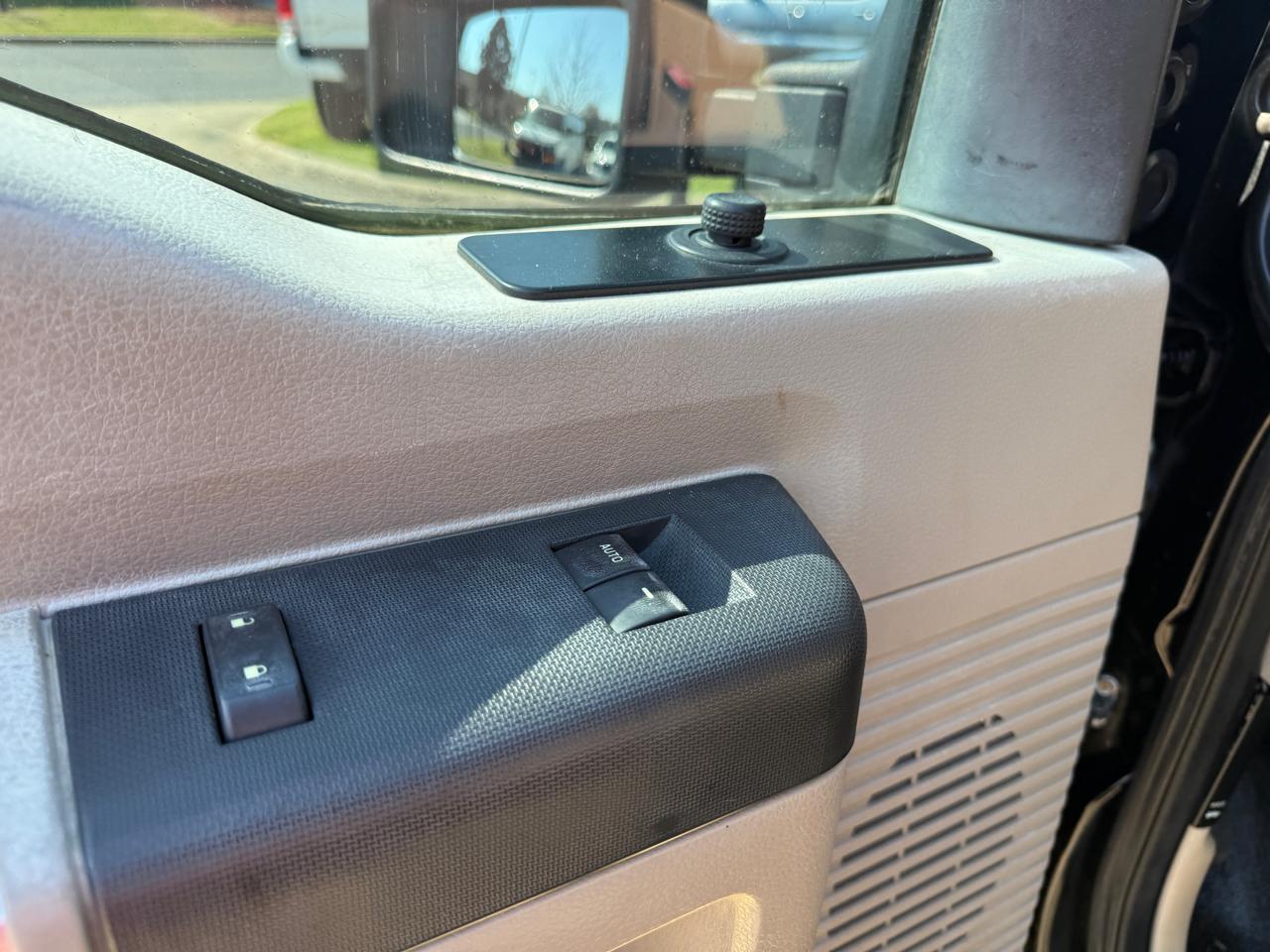 Ford F-250 SD XL SuperCab 4WD 2008