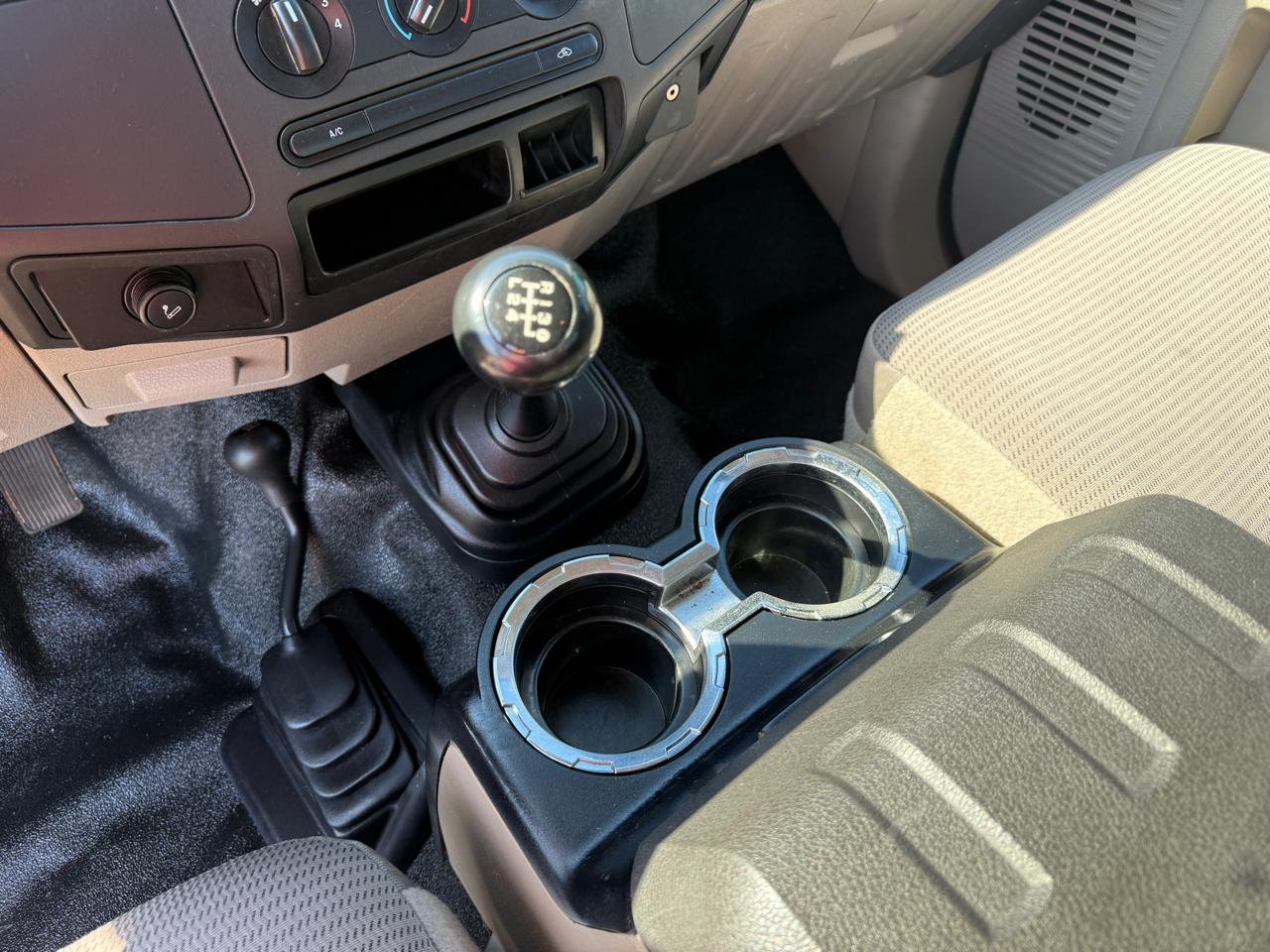 Ford F-250 SD XL SuperCab 4WD 2008