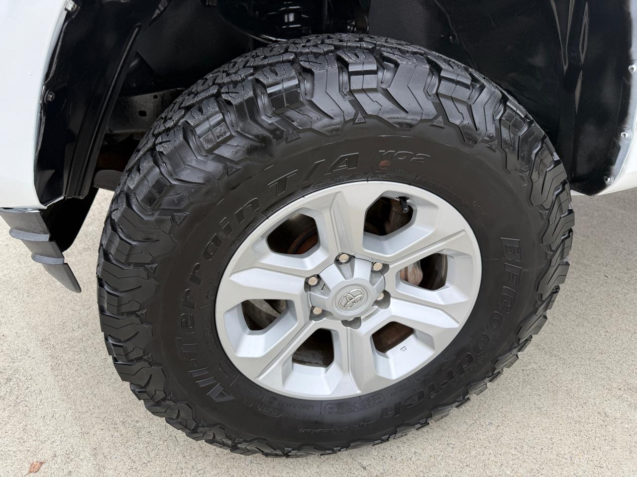 Toyota Tacoma SR5 Access Cab I4 6AT 2WD 2021