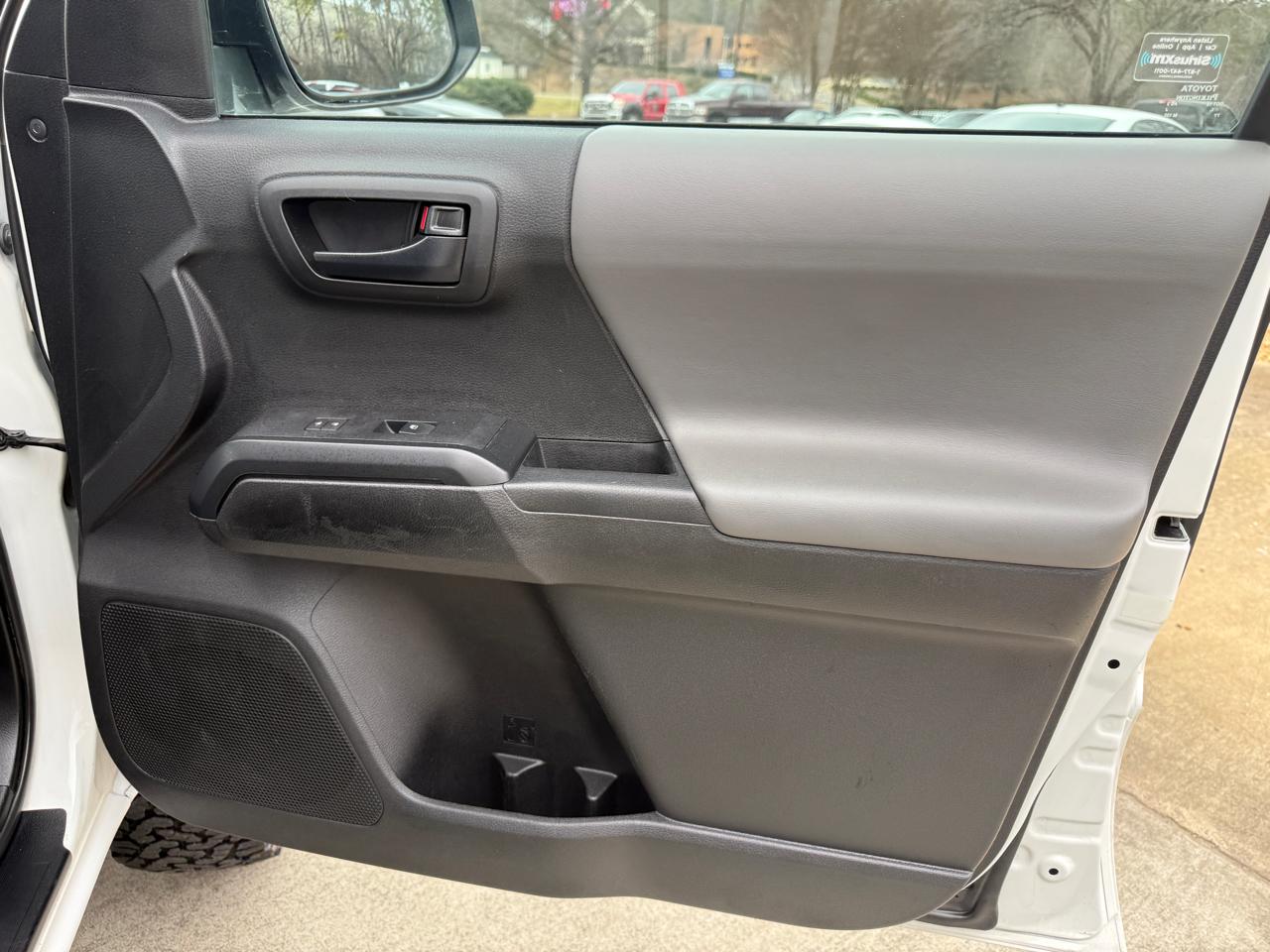 Toyota Tacoma SR5 Access Cab I4 6AT 2WD 2021