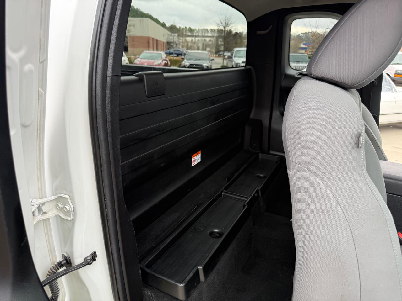 Toyota Tacoma SR5 Access Cab I4 6AT 2WD 2021