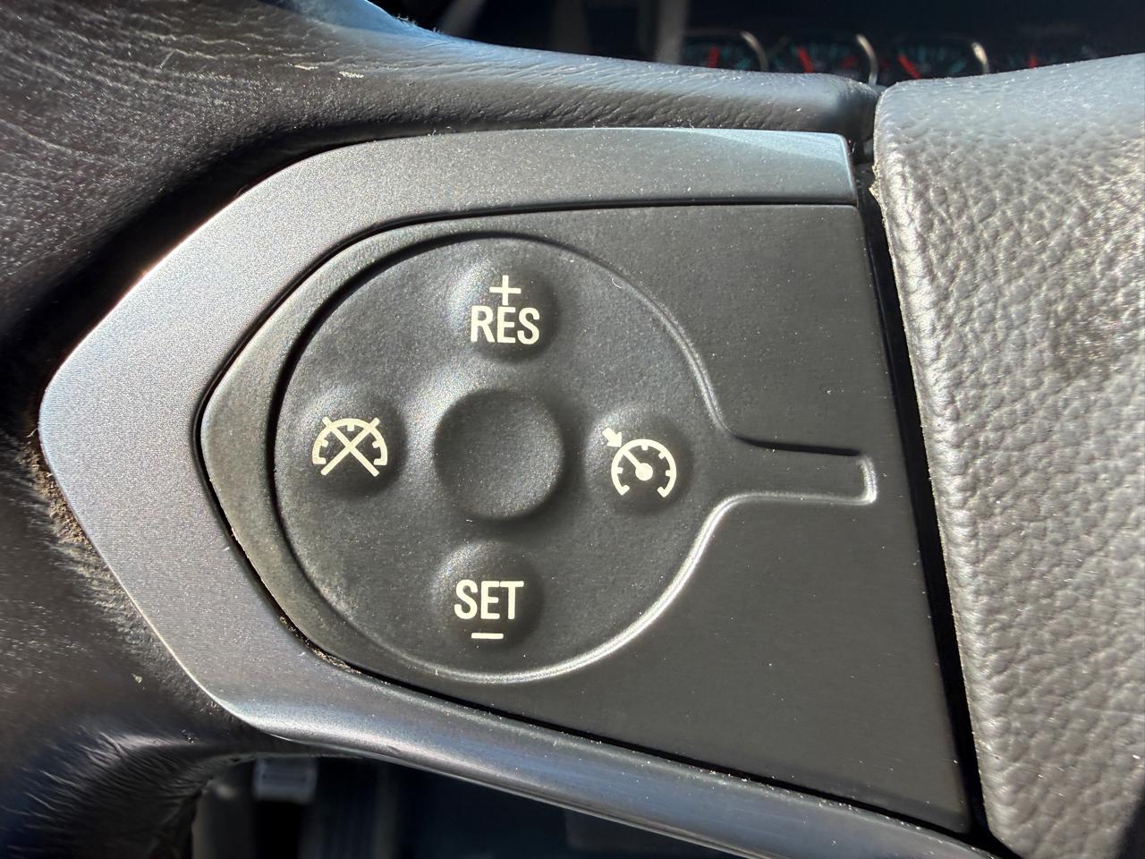 Chevrolet Silverado 2500HD LT Crew Cab 4WD 2015