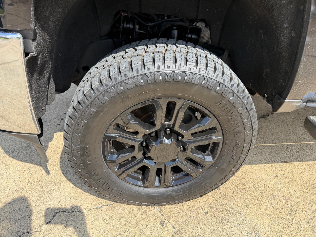 Chevrolet Silverado 2500HD LT Crew Cab 4WD 2015