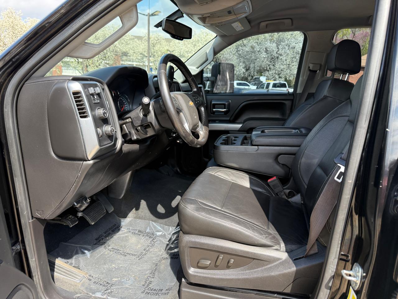 Chevrolet Silverado 2500HD LT Crew Cab 4WD 2015