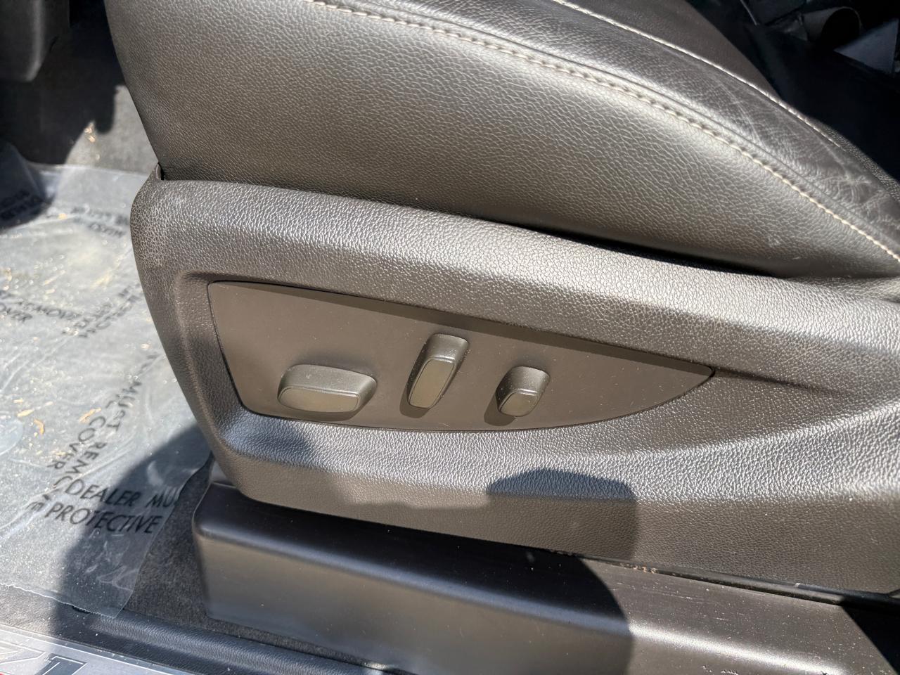 Chevrolet Silverado 2500HD LT Crew Cab 4WD 2015