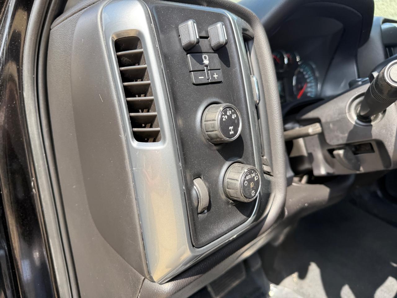 Chevrolet Silverado 2500HD LT Crew Cab 4WD 2015