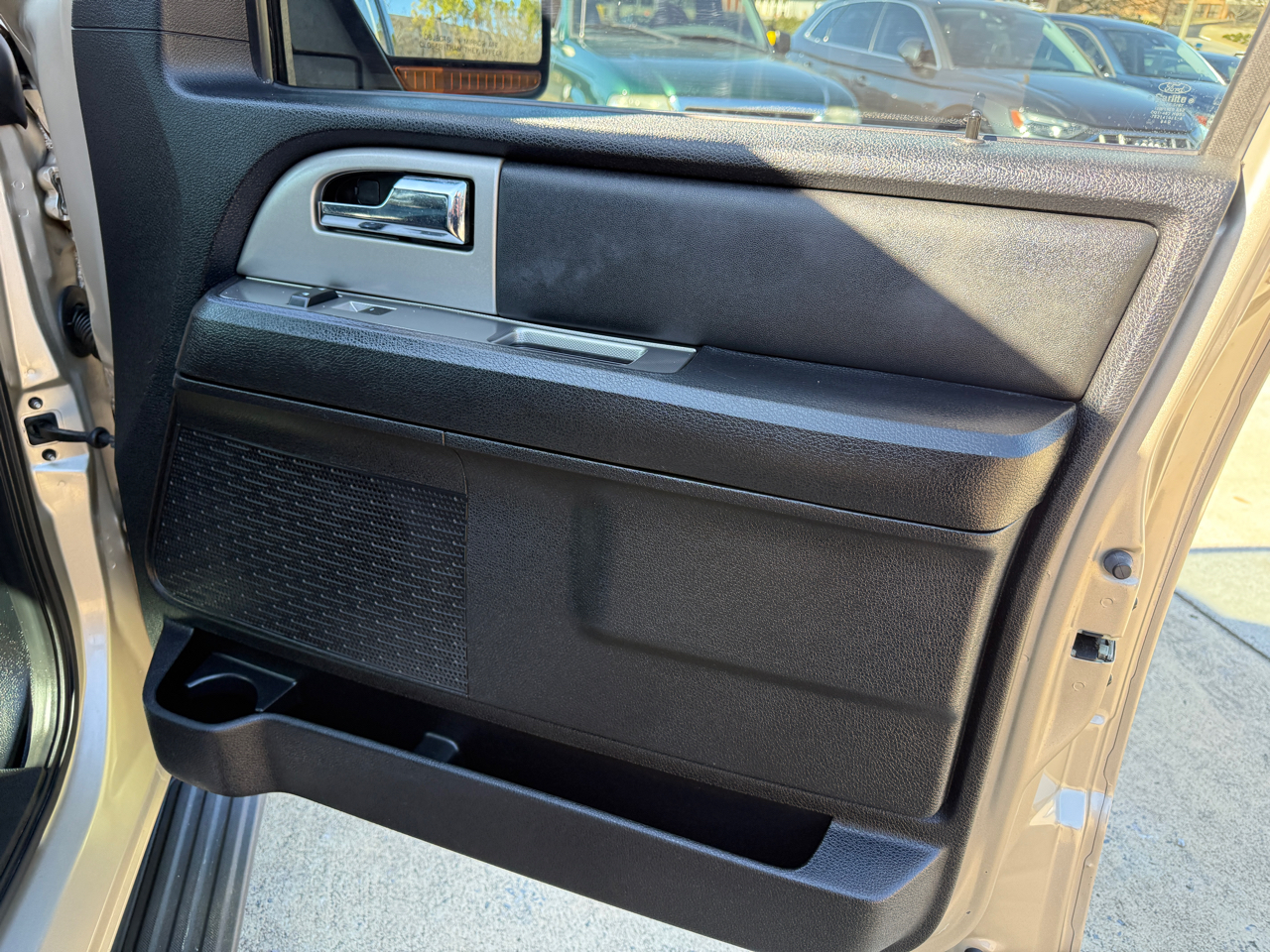 Ford Expedition 119" WB XLT 2017