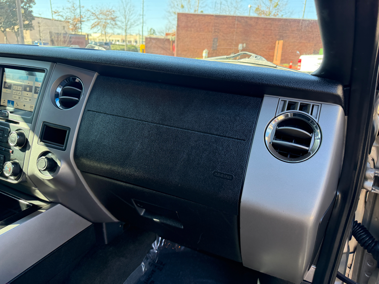 Ford Expedition 119" WB XLT 2017