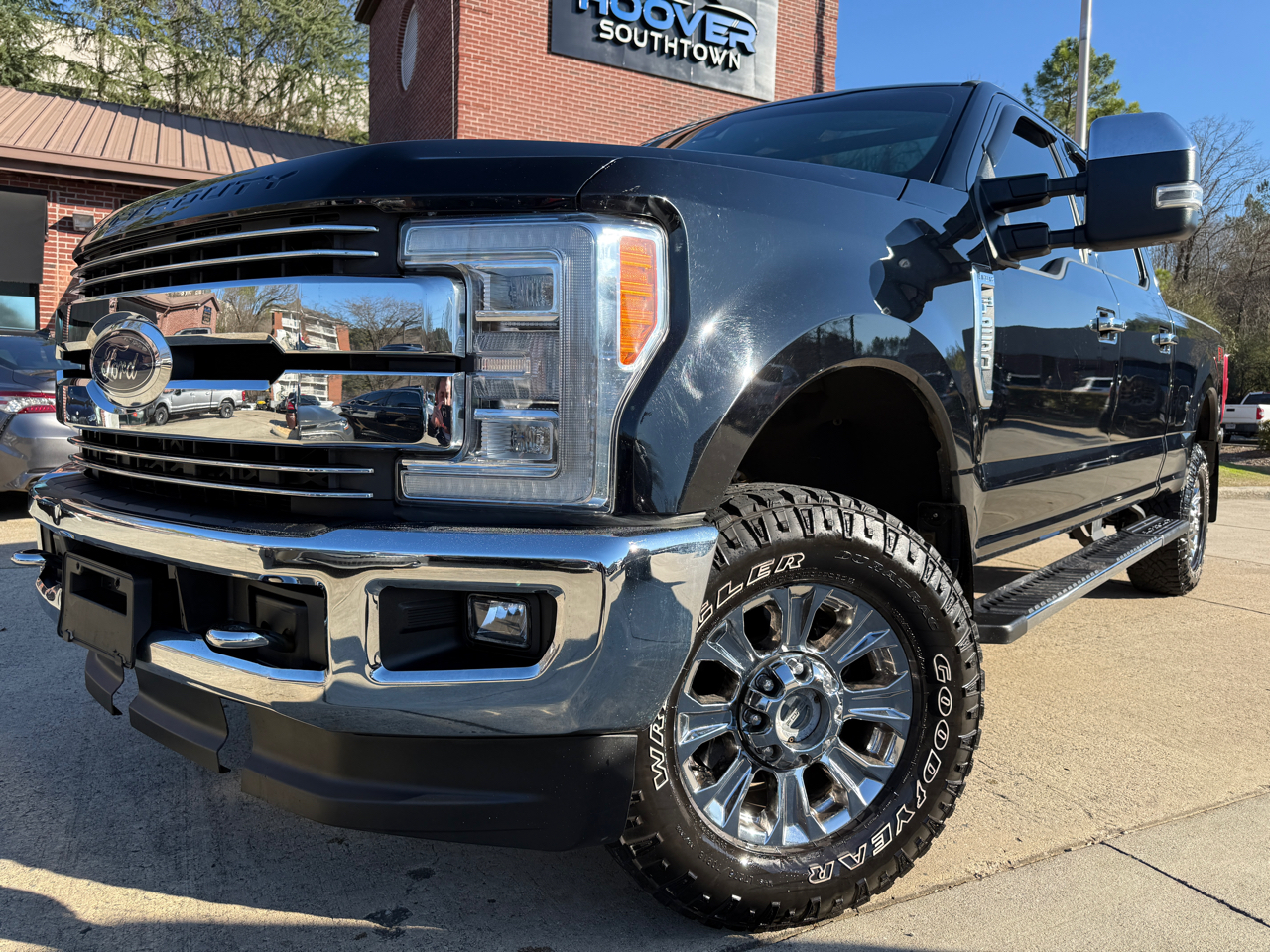 2017 Ford F-250 SD Lariat Crew Cab 4WD