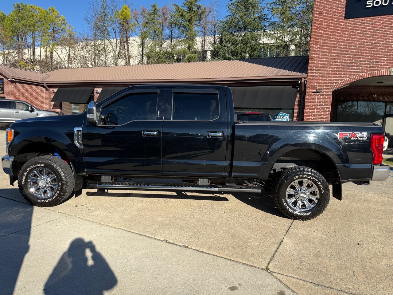 Ford F-250 SD Lariat Crew Cab 4WD 2017