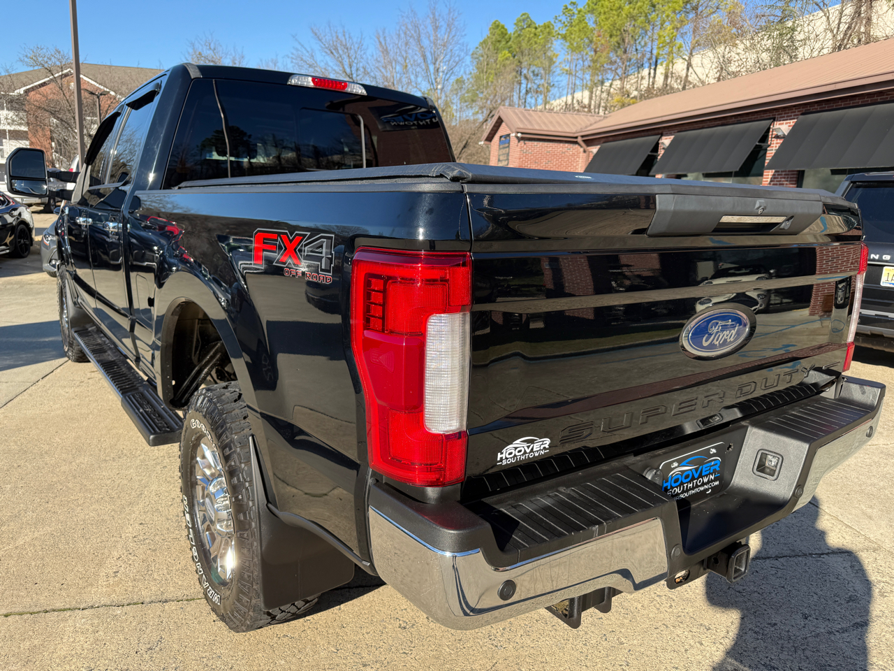 Ford F-250 SD Lariat Crew Cab 4WD 2017