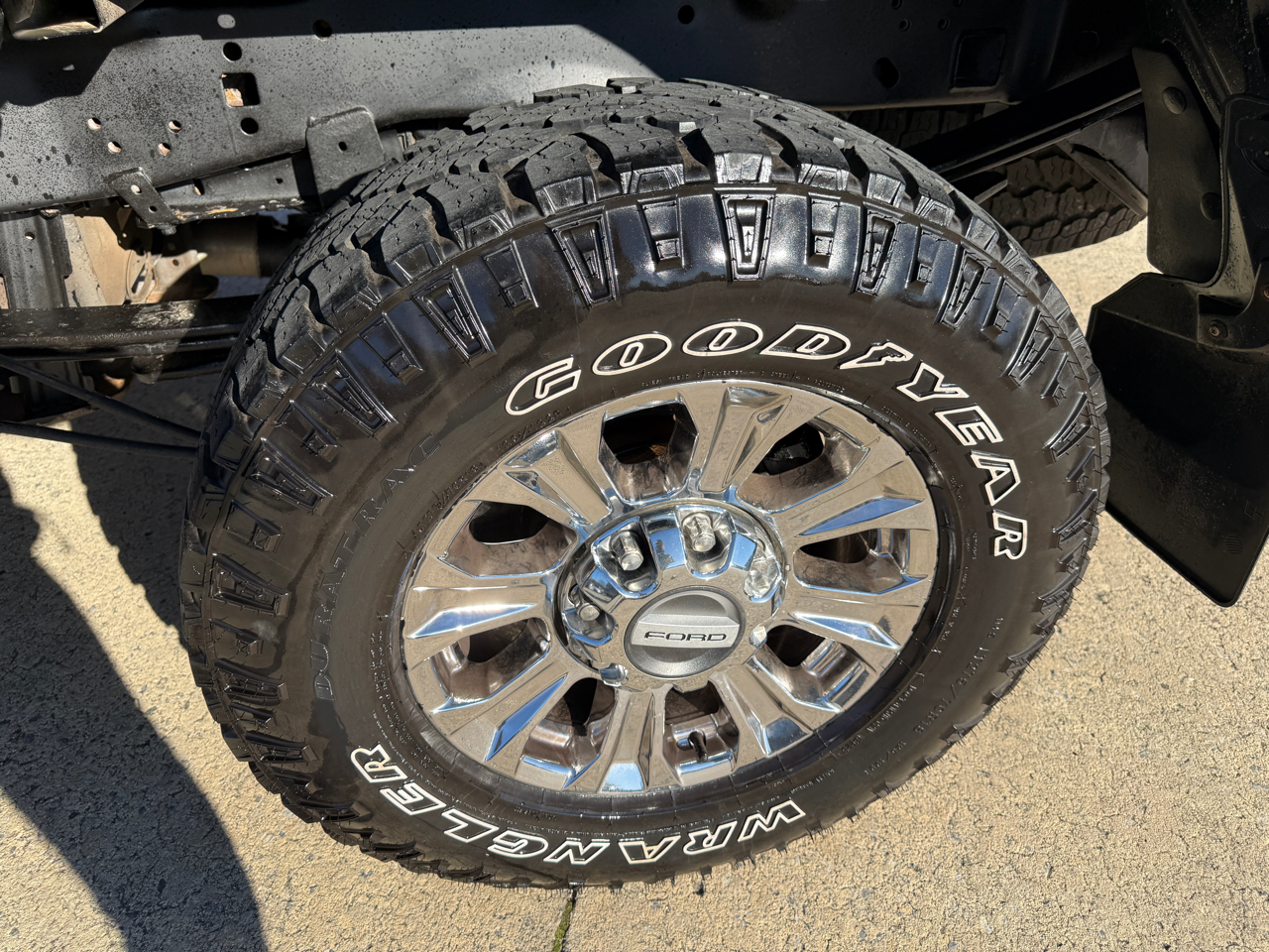 Ford F-250 SD Lariat Crew Cab 4WD 2017