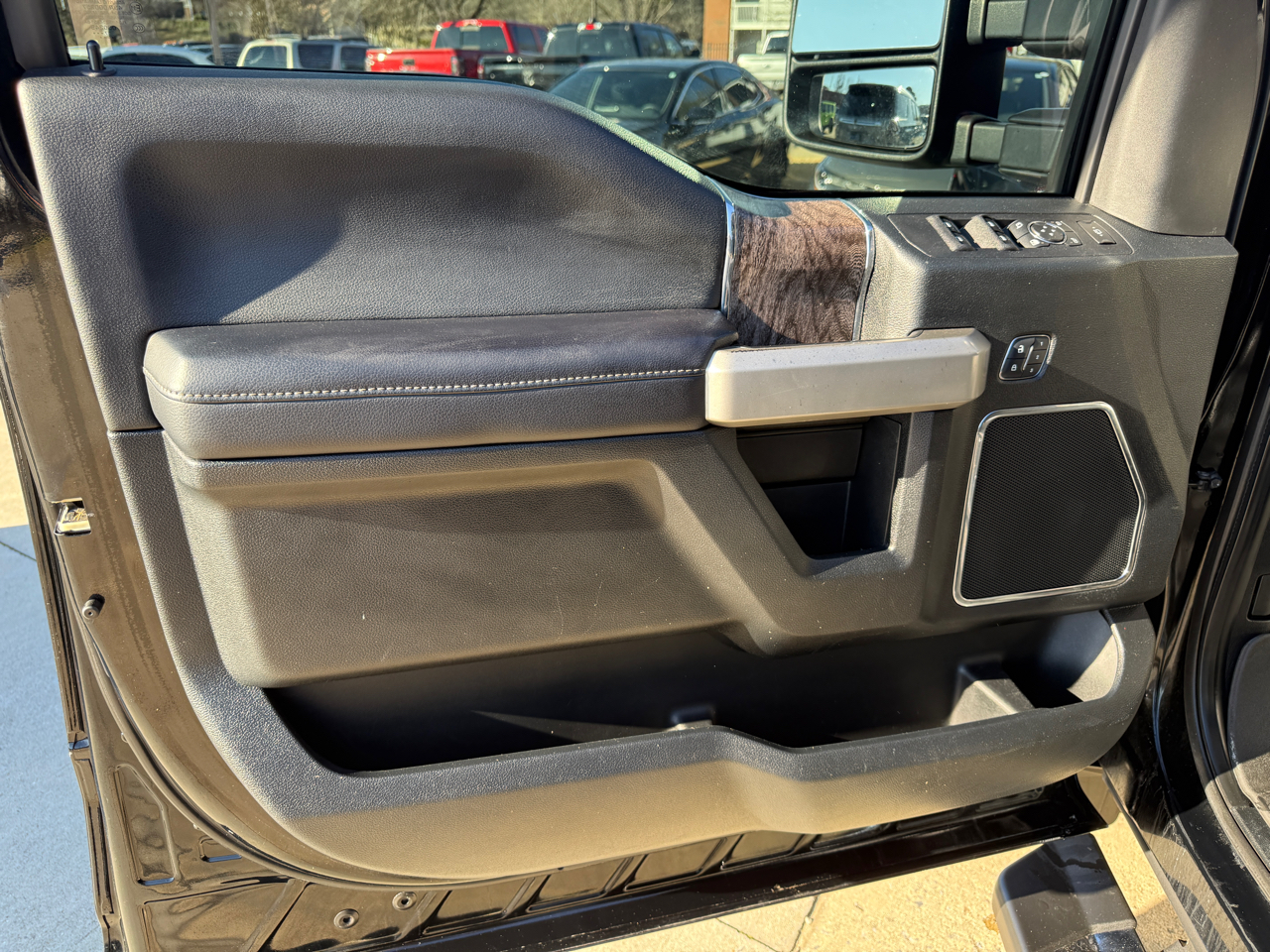 Ford F-250 SD Lariat Crew Cab 4WD 2017