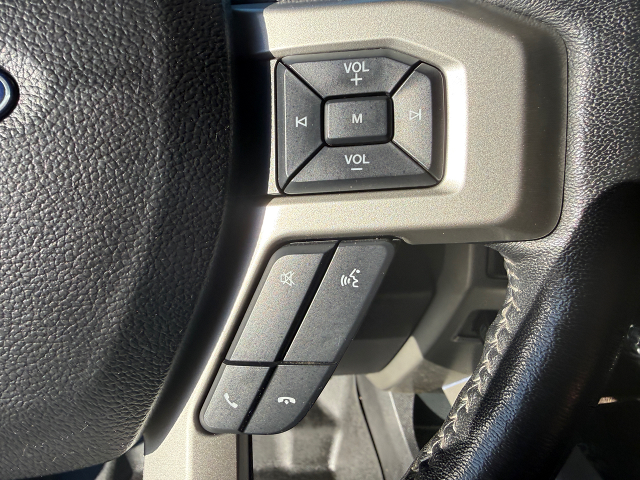 Ford F-250 SD Lariat Crew Cab 4WD 2017