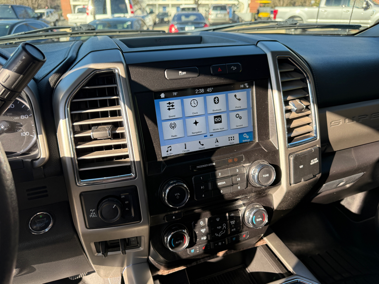 Ford F-250 SD Lariat Crew Cab 4WD 2017