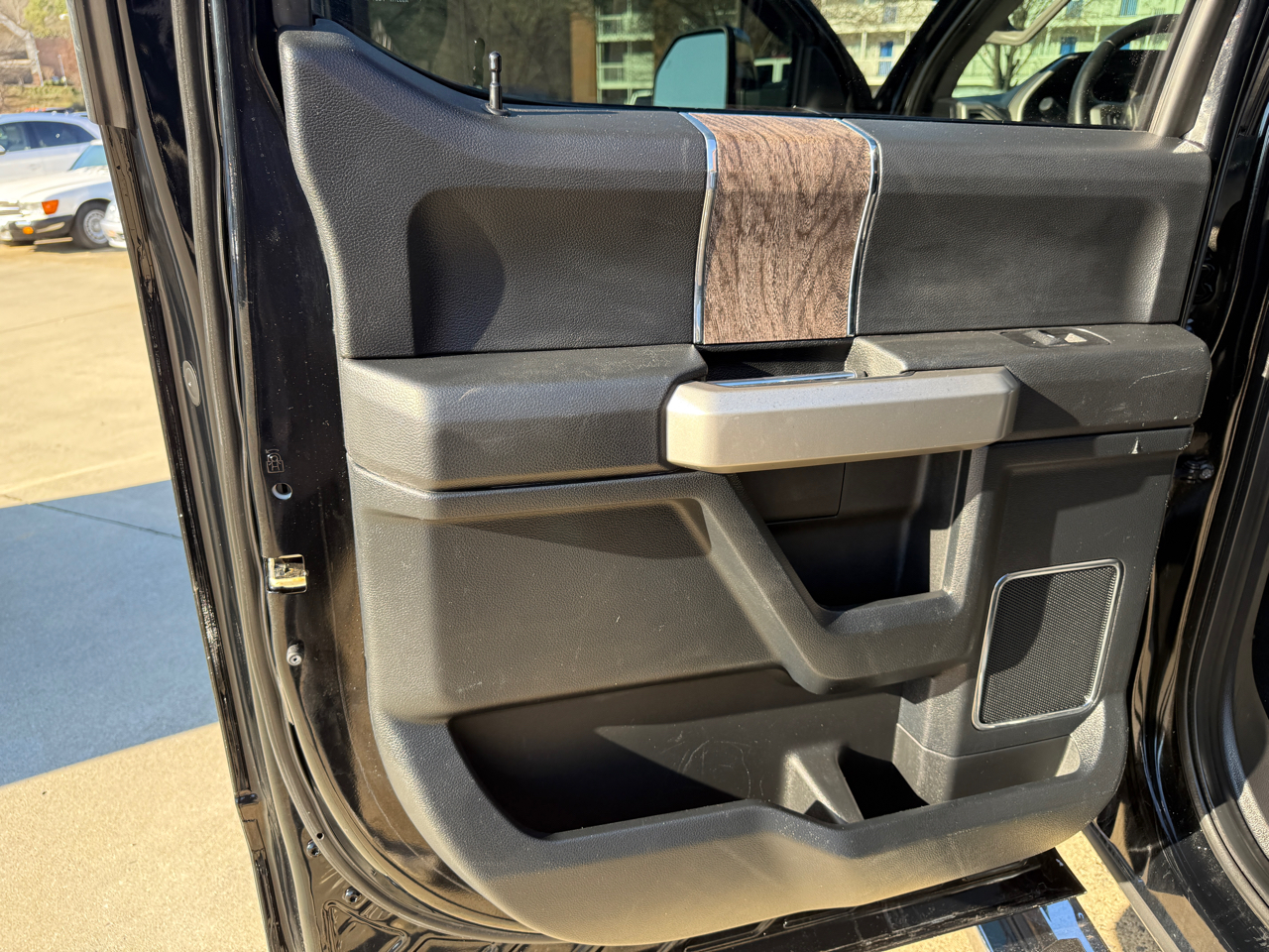 Ford F-250 SD Lariat Crew Cab 4WD 2017