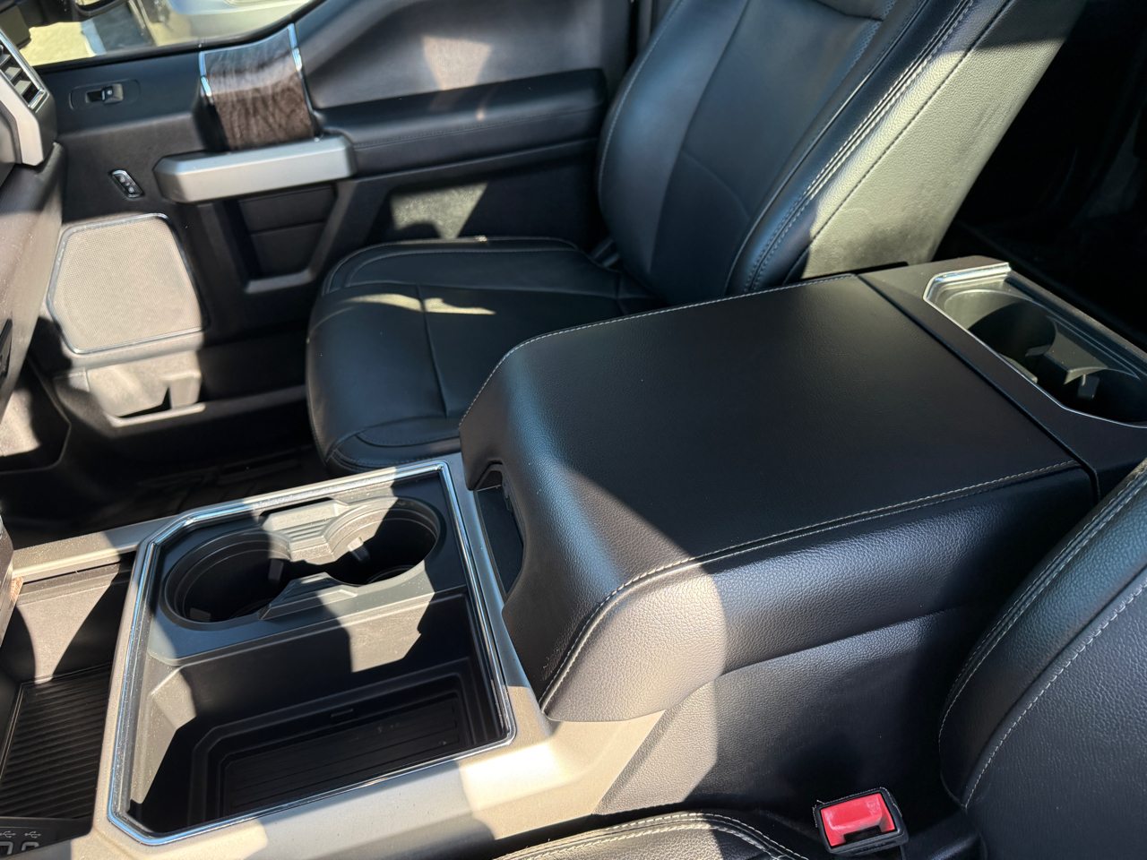 Ford F-250 SD Lariat Crew Cab 4WD 2017