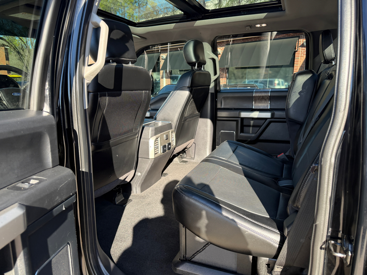 Ford F-250 SD Lariat Crew Cab 4WD 2017