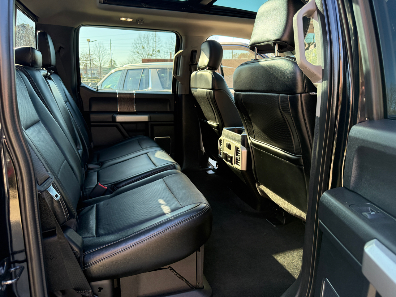 Ford F-250 SD Lariat Crew Cab 4WD 2017