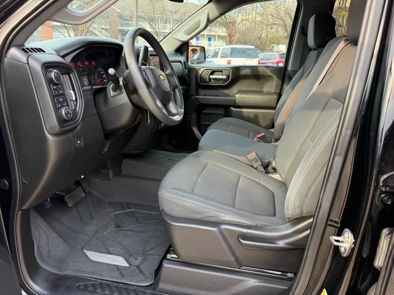 Chevrolet Silverado 1500 Custom Double Cab 4WD 2020