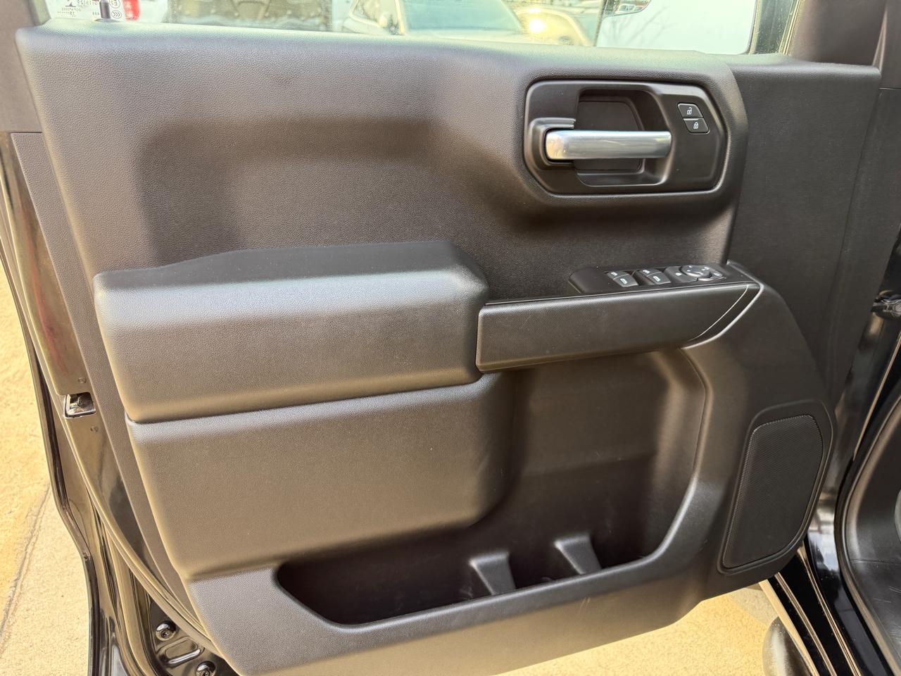 Chevrolet Silverado 1500 Custom Double Cab 4WD 2020