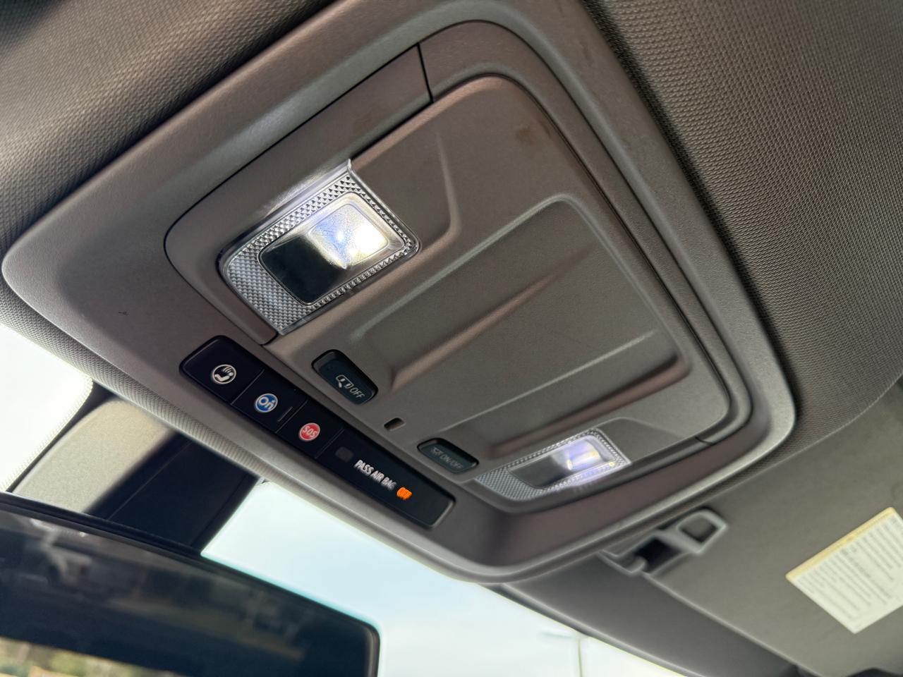 Chevrolet Silverado 1500 Custom Double Cab 4WD 2020