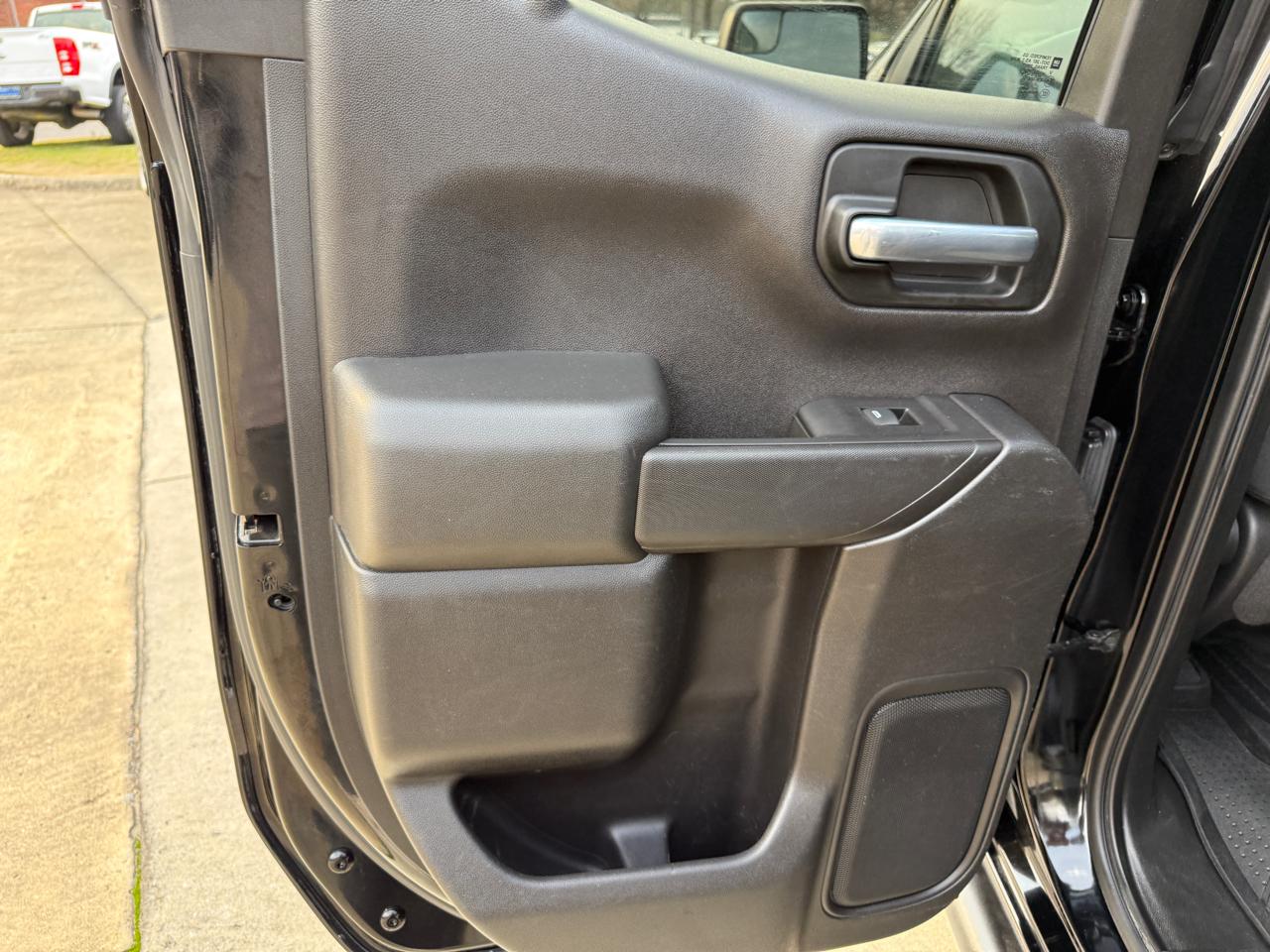 Chevrolet Silverado 1500 Custom Double Cab 4WD 2020