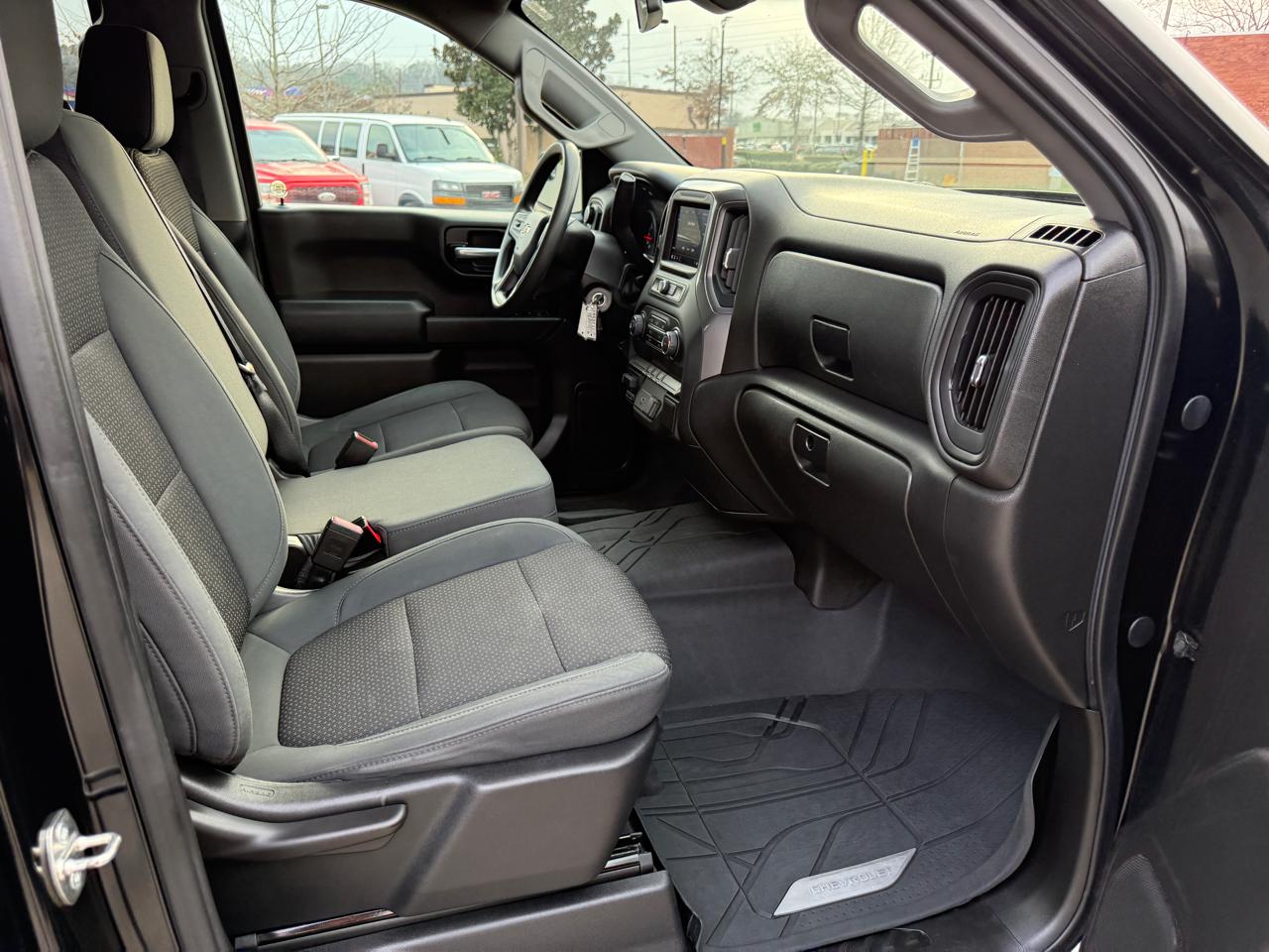 Chevrolet Silverado 1500 Custom Double Cab 4WD 2020