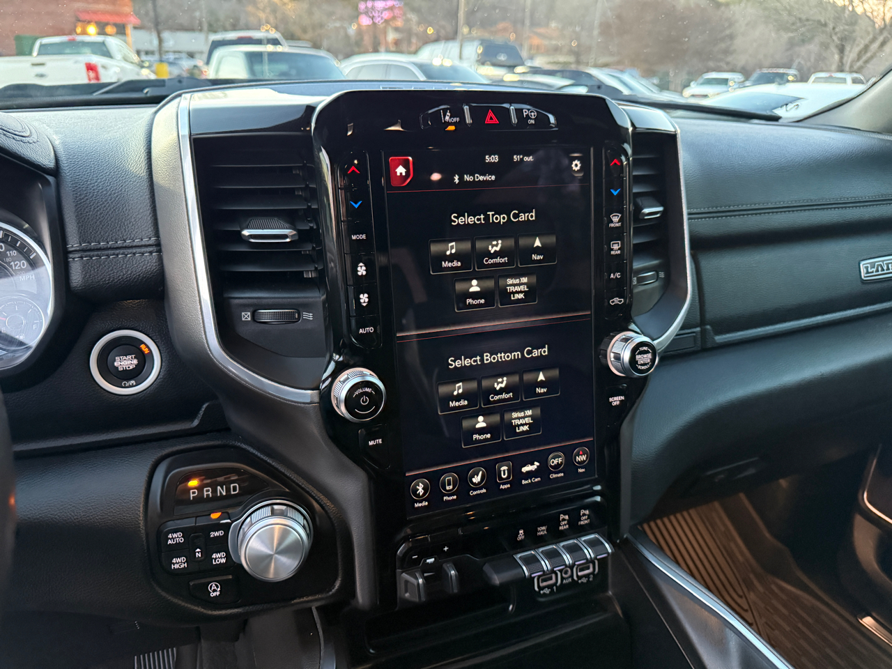 RAM 1500 Laramie Crew Cab SWB 4WD 2020