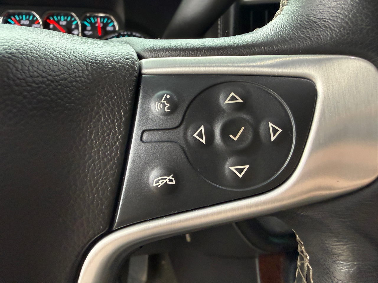 GMC Sierra 1500 SLT Crew Cab Long Box 4WD 2017