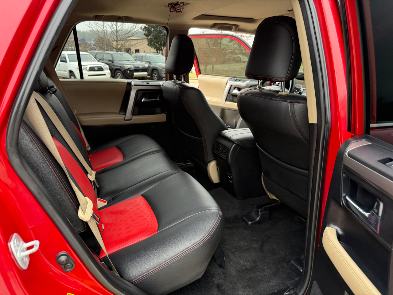 Toyota 4Runner SR5 2WD 2016