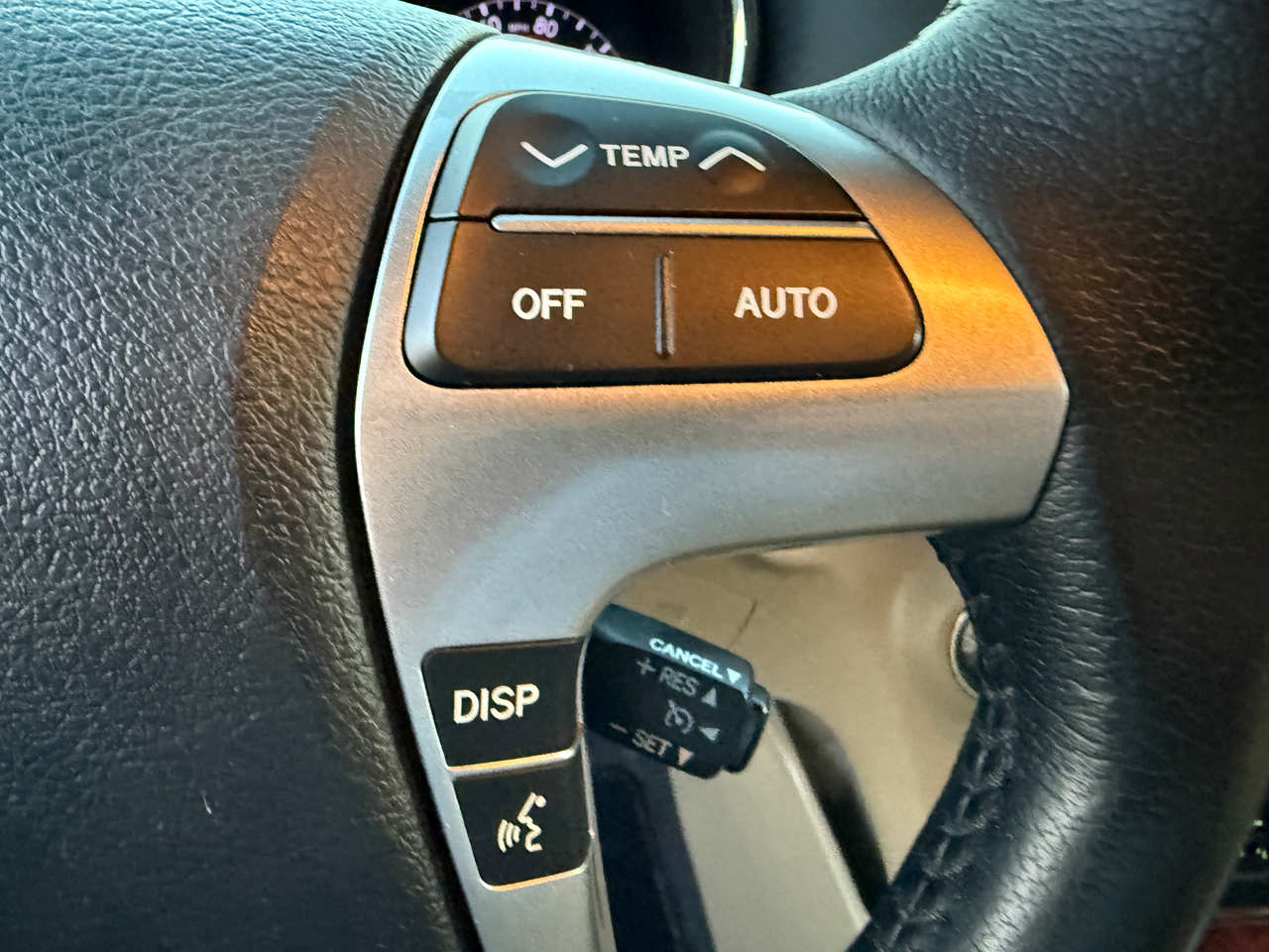 Toyota Highlander Limited 2WD 2013