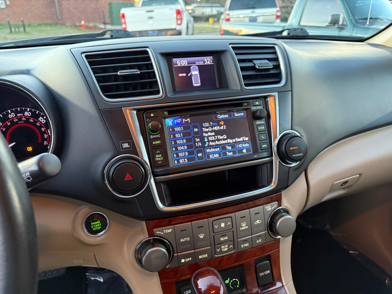 Toyota Highlander Limited 2WD 2013