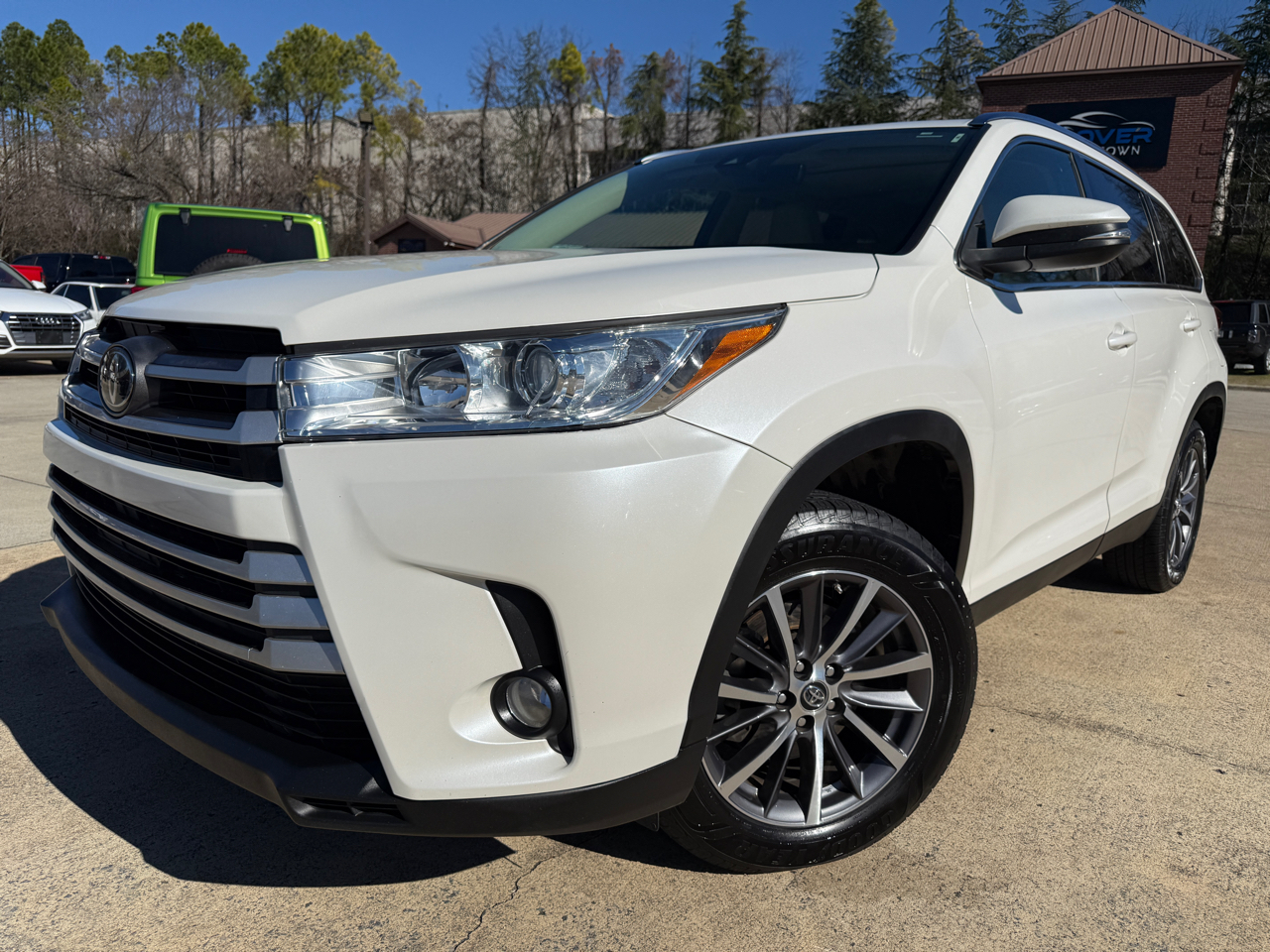 2019 Toyota Highlander XLE FWD