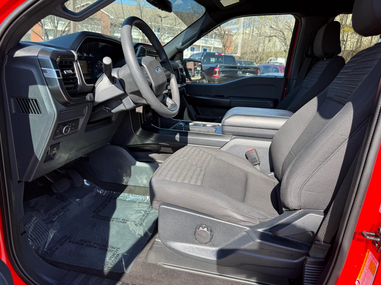 Ford F-150 STX SuperCab 5.5-ft Box 2WD 2022