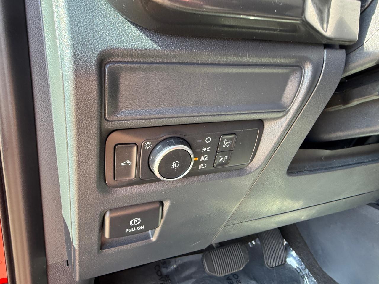 Ford F-150 STX SuperCab 5.5-ft Box 2WD 2022