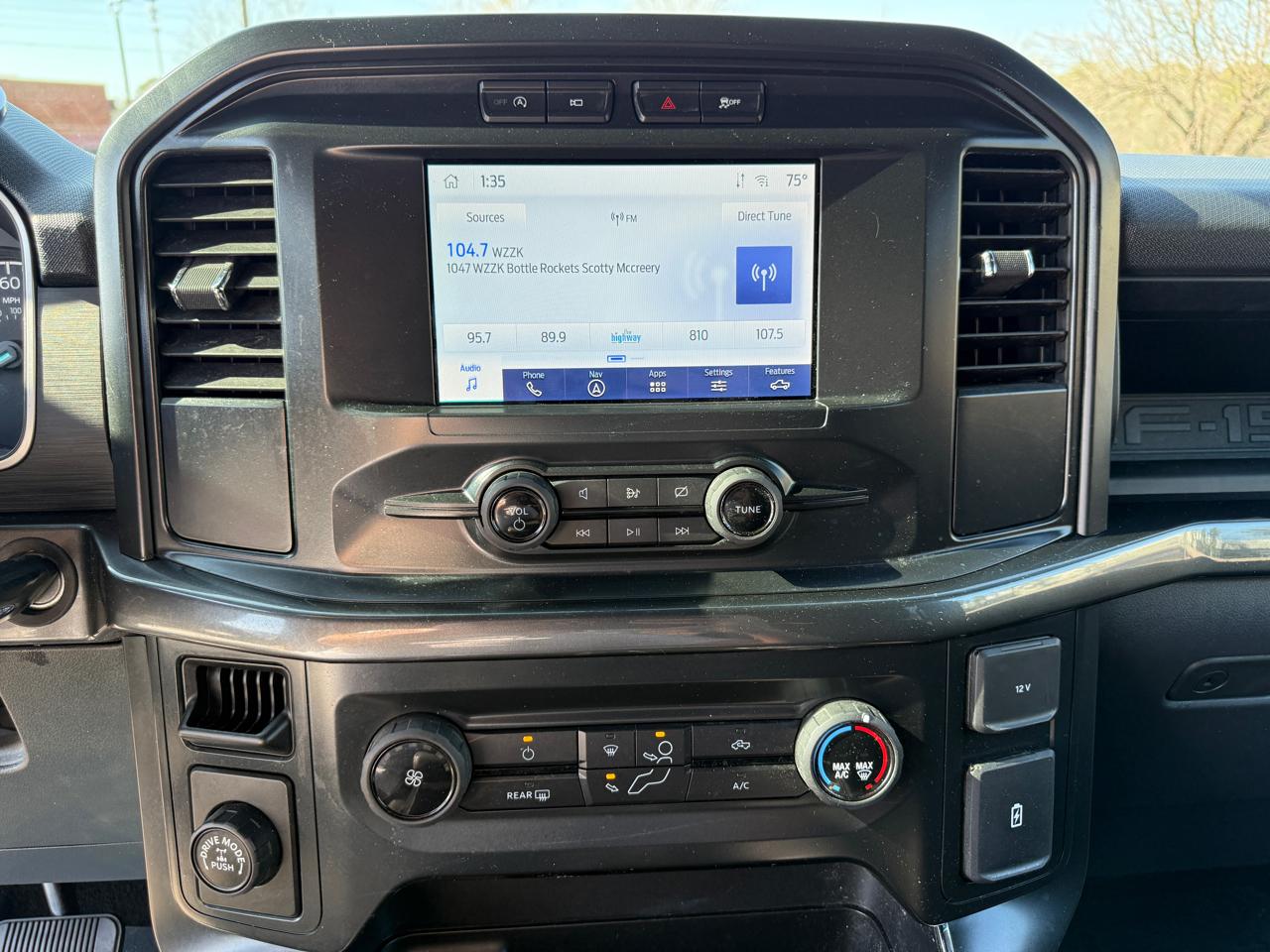 Ford F-150 STX SuperCab 5.5-ft Box 2WD 2022